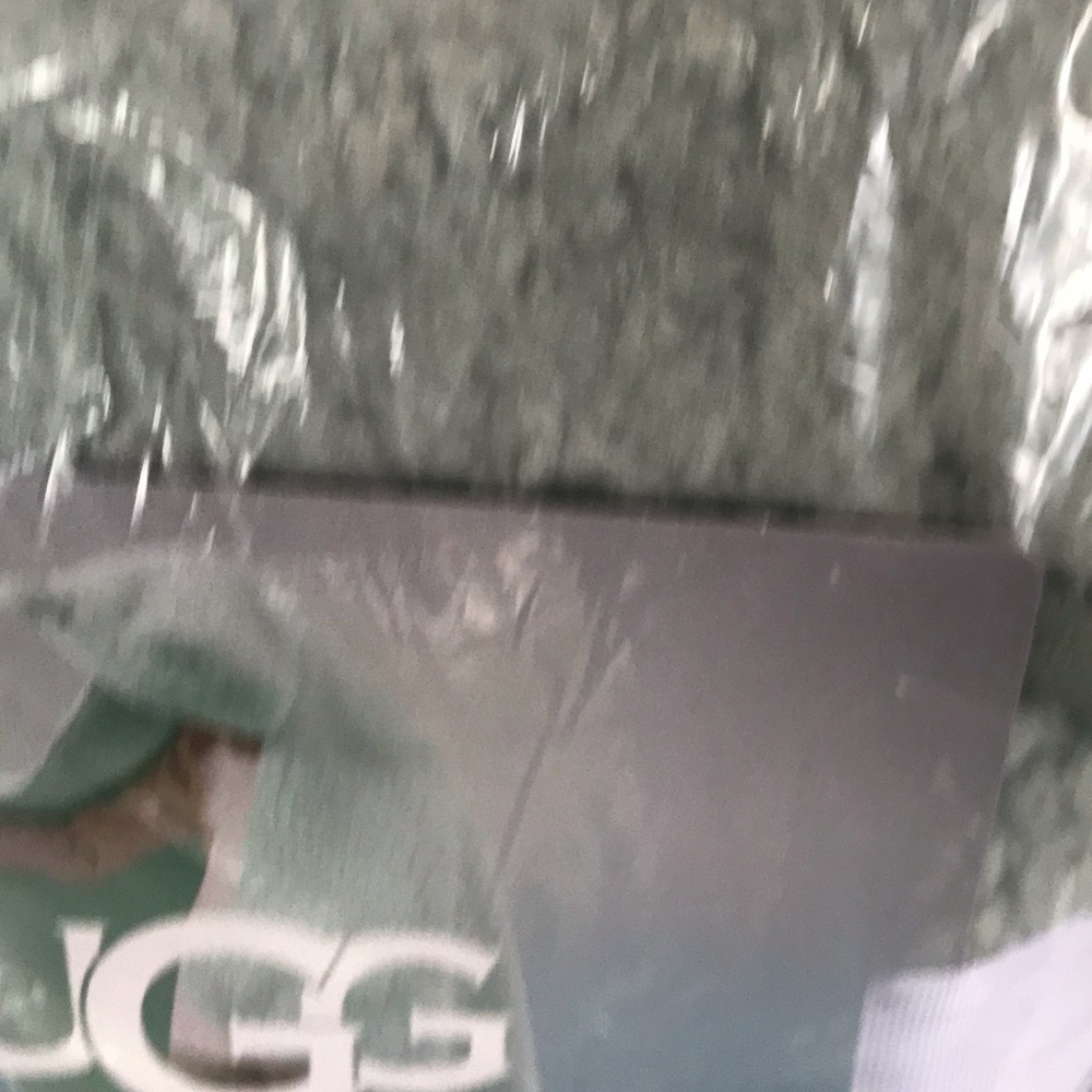 UGG classic Sherpa hooded throw for kids - Picture 4 of 11